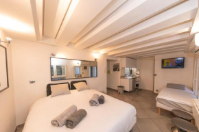 Beautiful studio in the center of Cannes!